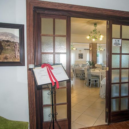 Hotel Martorell By Mhr コロニア・サン・ジョルディ エクステリア 写真