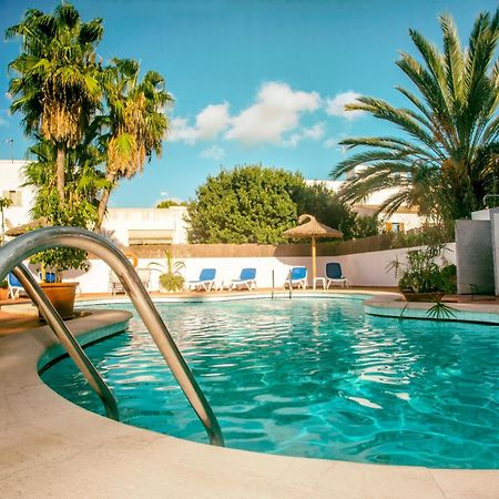 Hotel Martorell By Mhr コロニア・サン・ジョルディ エクステリア 写真
