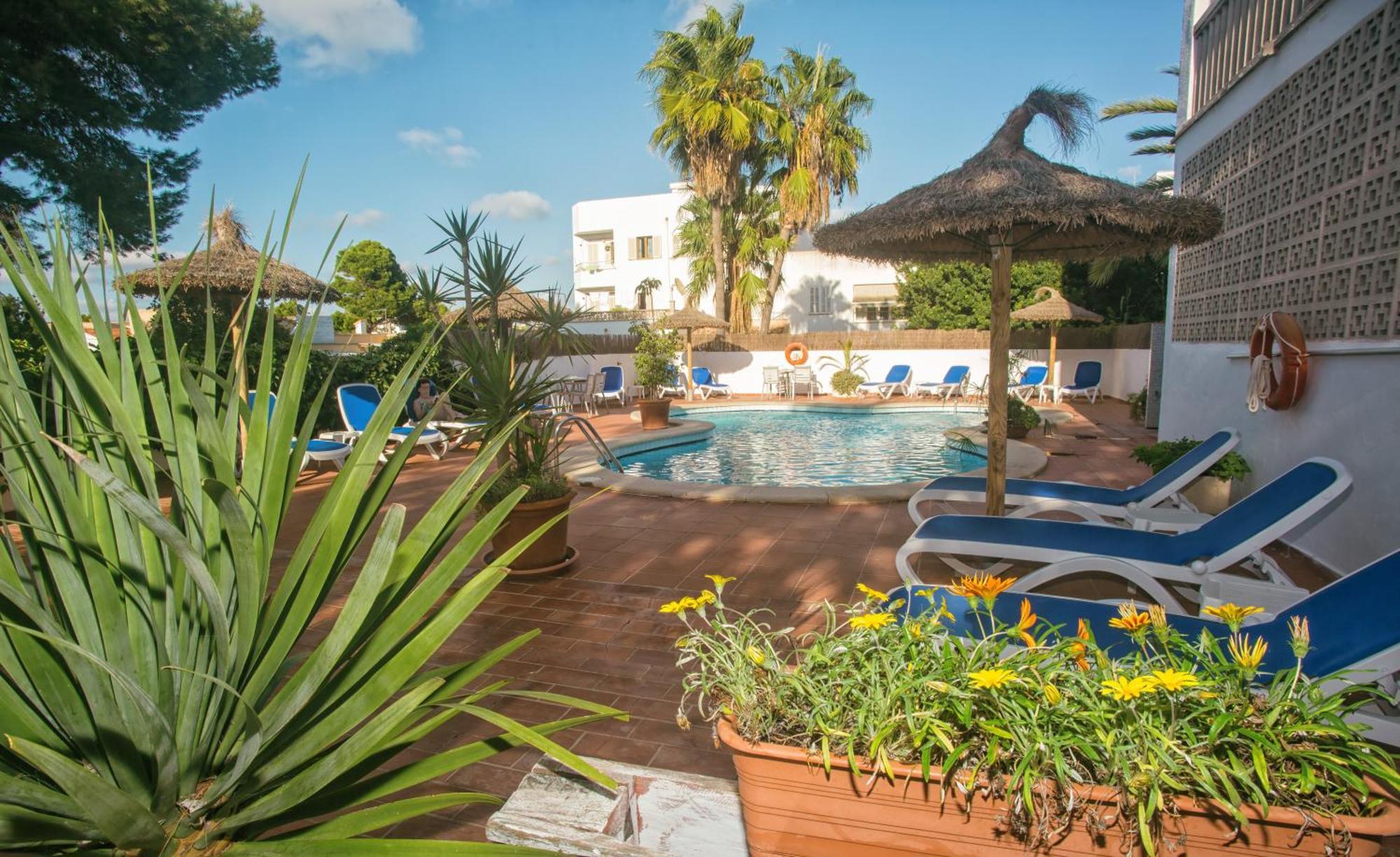 Hotel Martorell By Mhr コロニア・サン・ジョルディ エクステリア 写真
